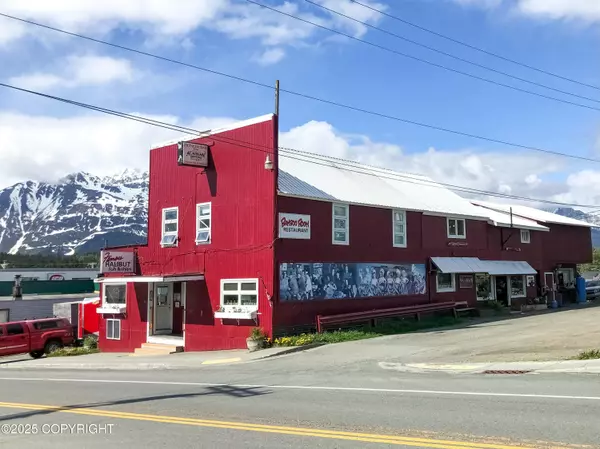 11-15 2nd AVE, Haines, AK 99827