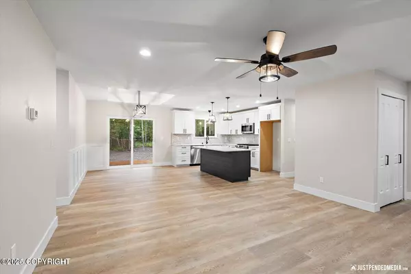 Big Lake, AK 99654,3029 S Lions CIR