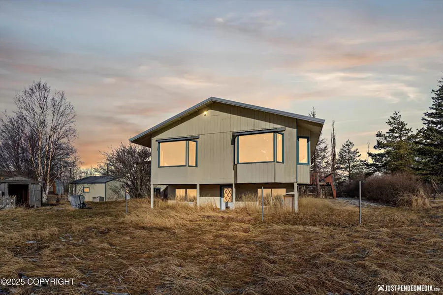 13700 E Outer Springer LOOP, Palmer, AK 99645