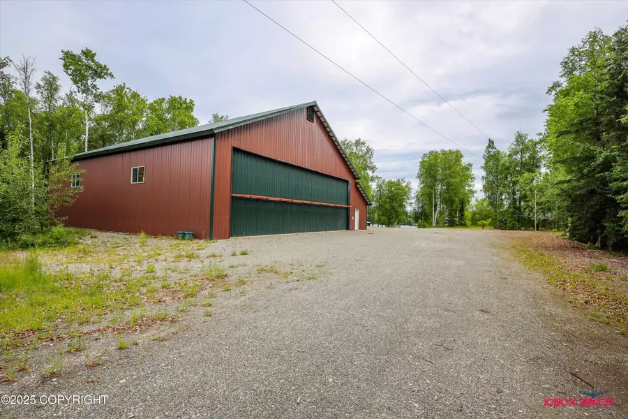 12385 N Michigan ST, Willow, AK 99688