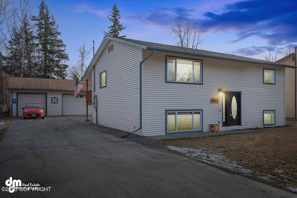 10231 Caribou ST, Eagle River, AK 99577