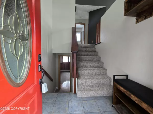 Anchorage, AK 99515,910 Lighthouse CT