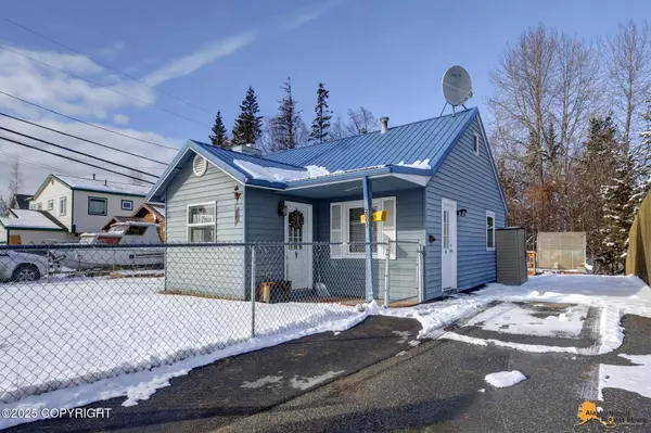 2005 W 32nd AVE, Anchorage, AK 99517