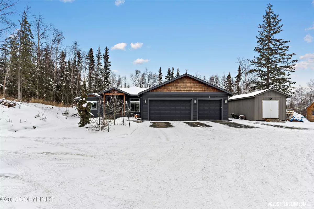 Anchorage, AK 99516,15233 Loc Loman LN