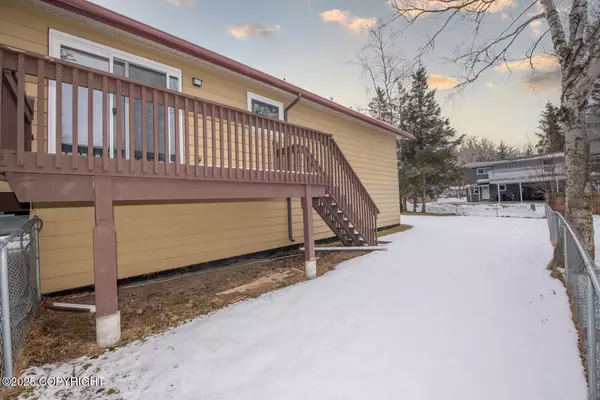 Anchorage, AK 99508,5006 Vance DR