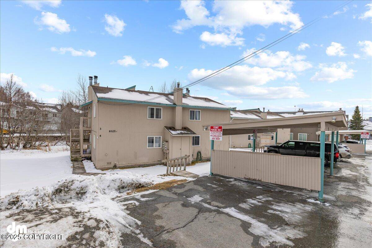 Anchorage, AK 99502,9327 Blackberry ST #3