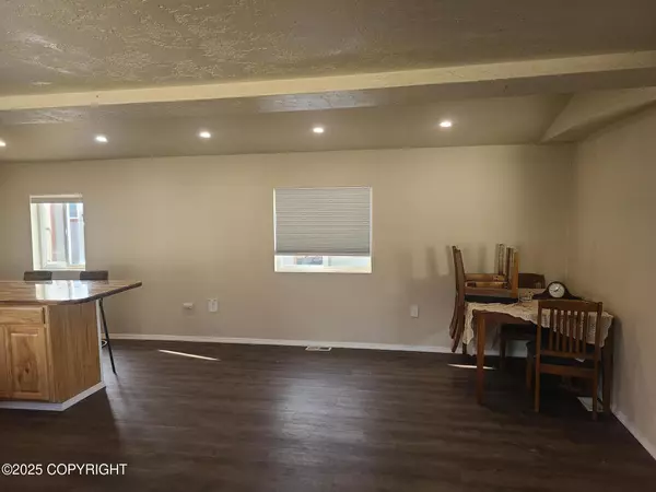 Anchorage, AK 99504,2221 Muldoon RD #906