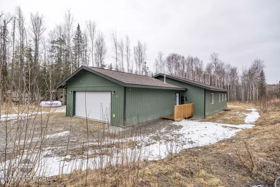 2668 N Gaunt LN, Houston, AK 99694