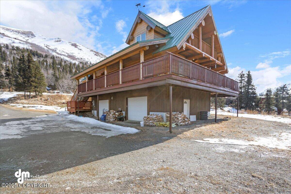 3032 Sun Valley DR, Eagle River, AK 99577