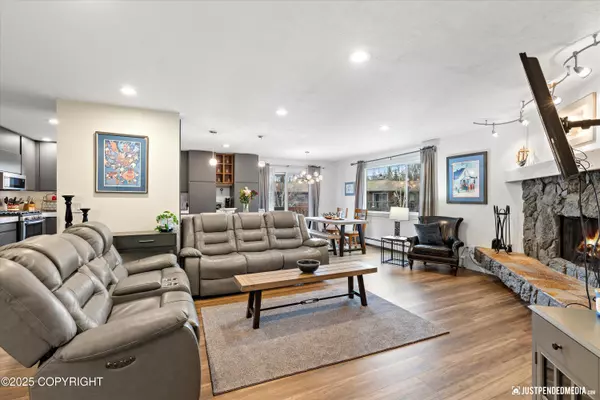 Anchorage, AK 99518,7810 Linda LN