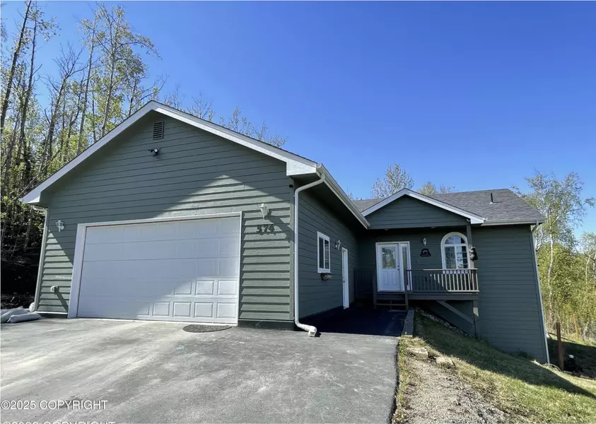 2742 S Avalon CIR #1, Wasilla, AK 99654