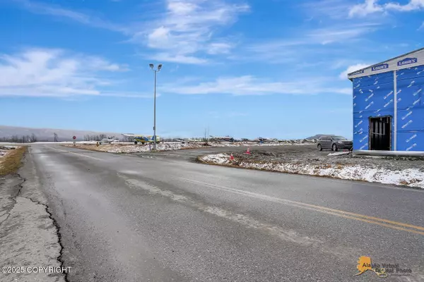 Palmer, AK 99645,820 E Evergreen AVE #2