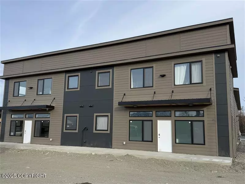 Wasilla, AK 99645,1204 N Hyer Spur RD #D2