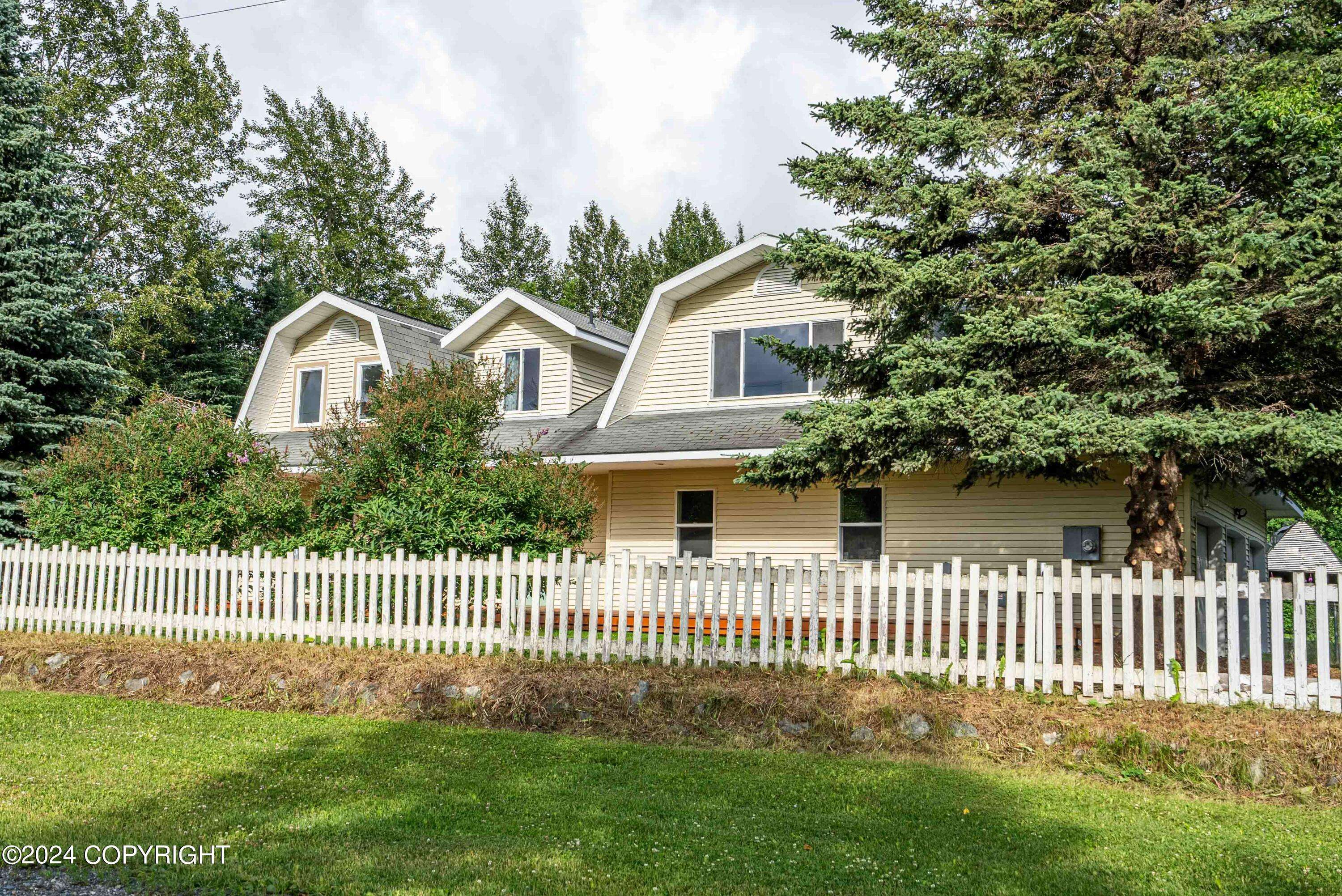 Palmer, AK 99645,805 N Eckert ST