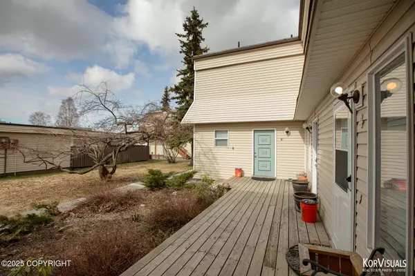 Anchorage, AK 99508,4110 Reka DR #N-4