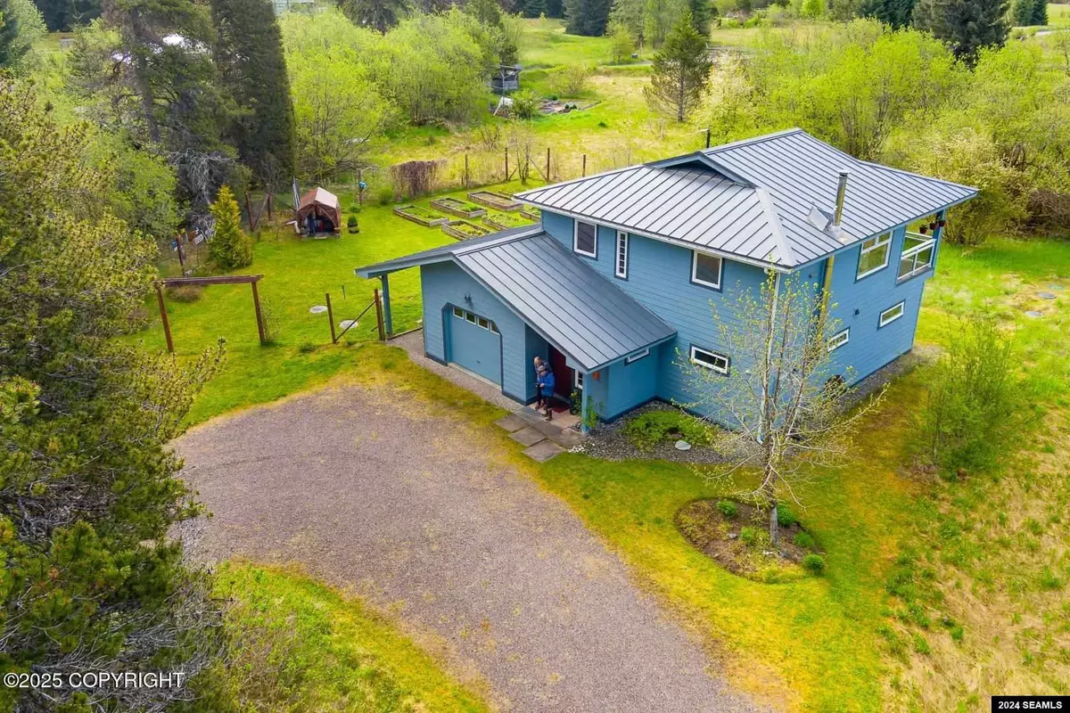 Gustavus, AK 99826,6 Good River RD