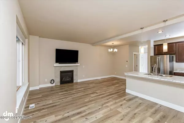 Anchorage, AK 99517,2930 Grimmauld PL