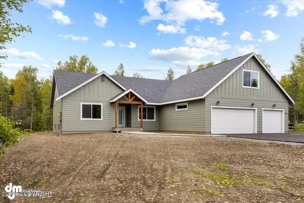 Palmer, AK 99645,8845 E Honey Bear CIR