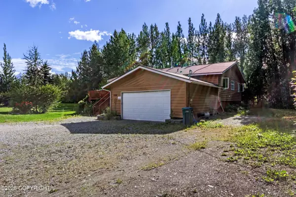 Palmer, AK 99645,12300 E Biscane DR