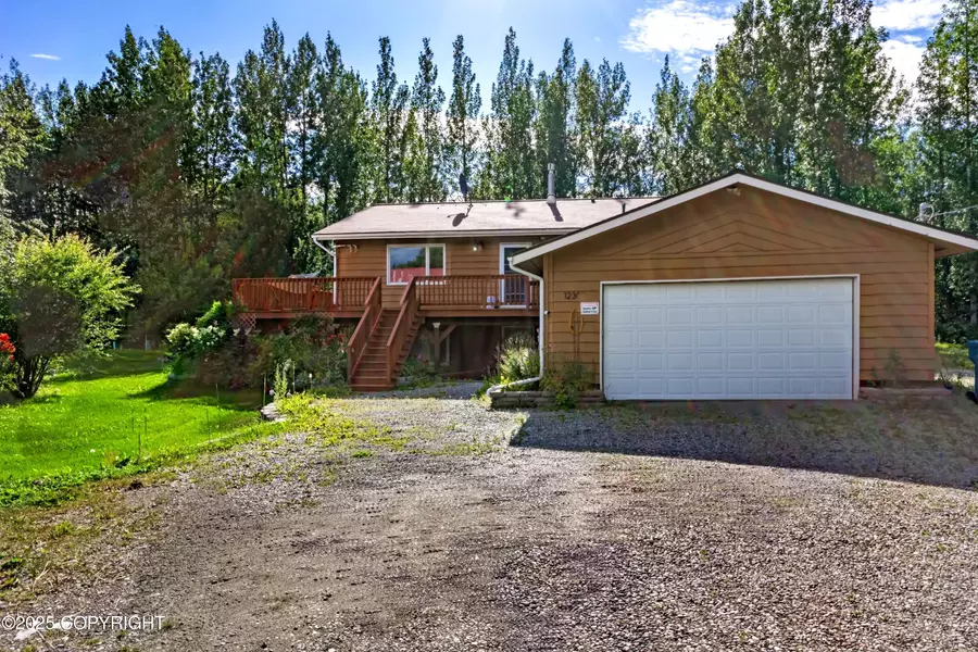 12300 E Biscane DR, Palmer, AK 99645