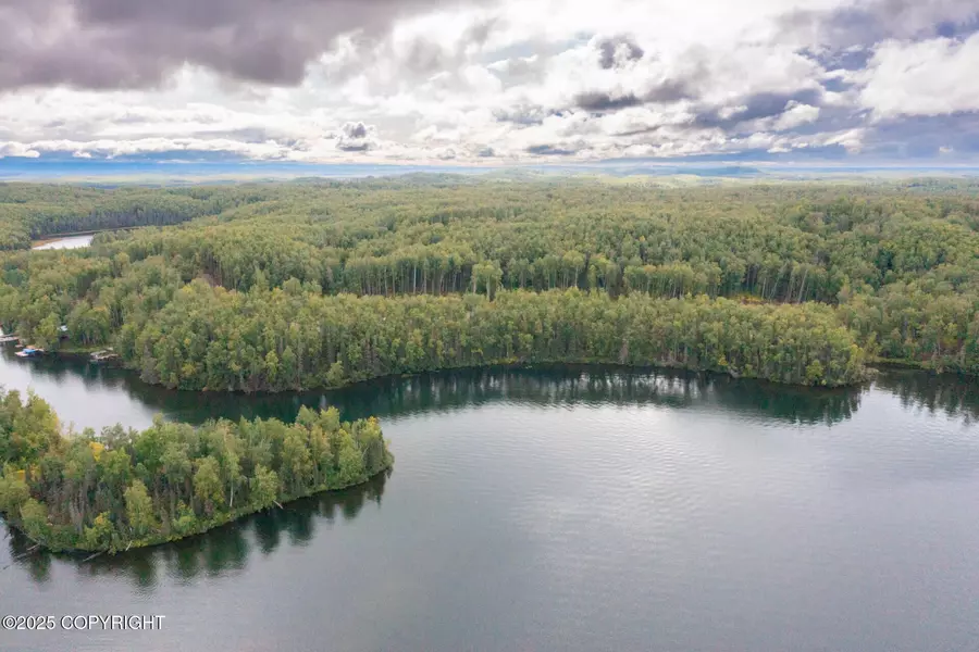 5512 S Corkey BLVD, Big Lake, AK 99623