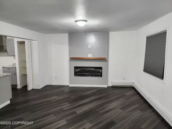 Barrow, AK 99723,6949 Ahmaogak ST