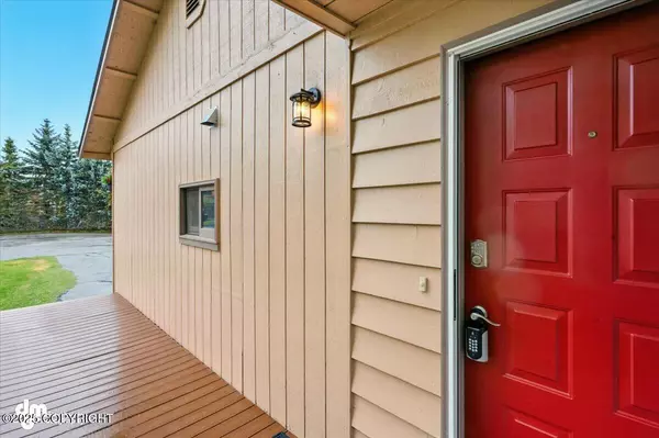 Anchorage, AK 99517,4241 Bridle CIR