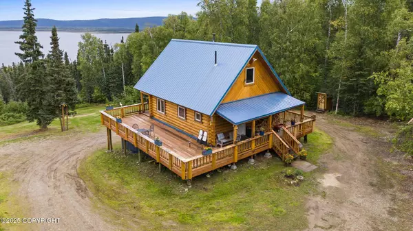 10221 Friendly RD, Salcha, AK 99714