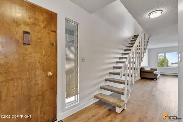 Anchorage, AK 99501,832 O PL