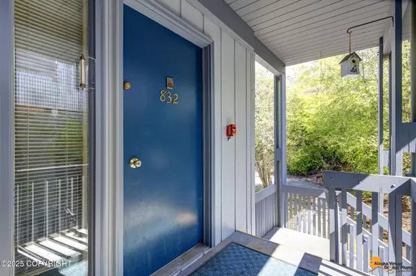 Anchorage, AK 99501,832 O PL