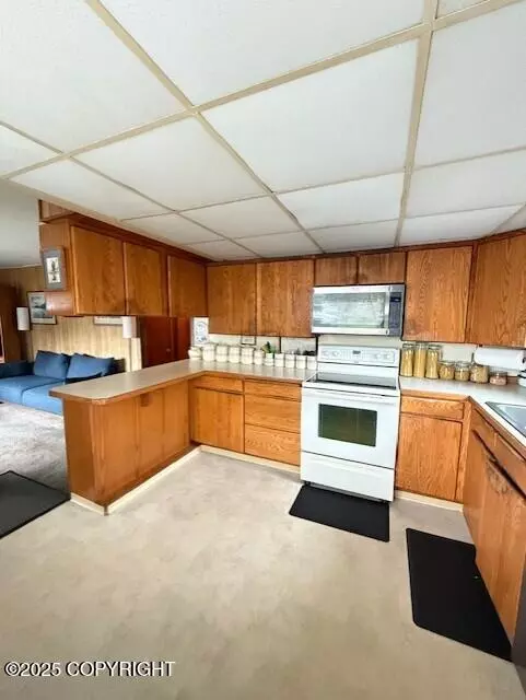 Kodiak, AK 99615,1411 Mission RD