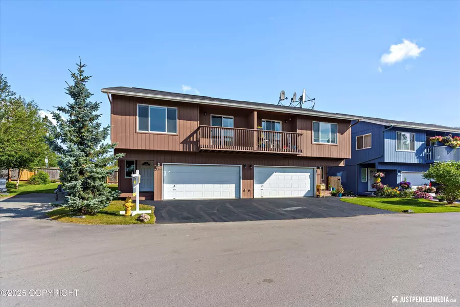2266 Brookshire LOOP, Anchorage, AK 99504