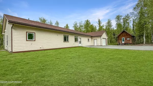 29022 W Parks HWY, Willow, AK 99688