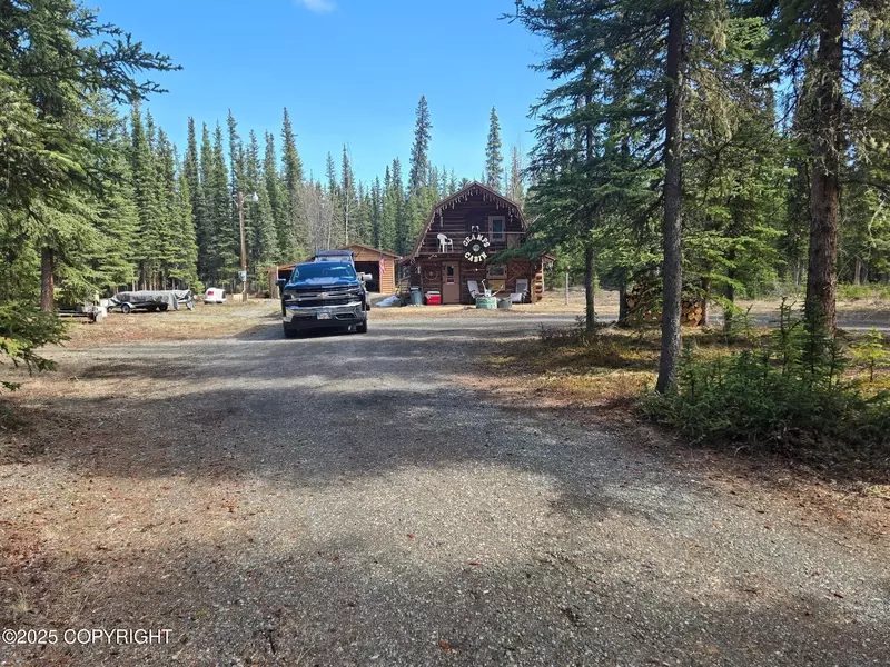 2H Midnight Sun DR, Tok, AK 99780