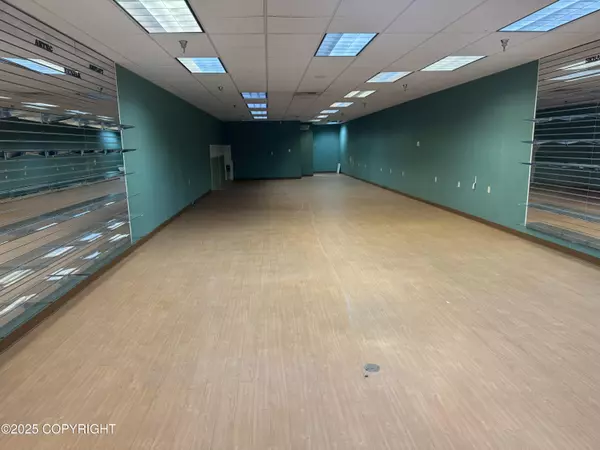 Anchorage, AK 99502,4000 W Dimond BLVD #6