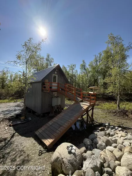 25081 S Homestead RD, Trapper Creek, AK 99683