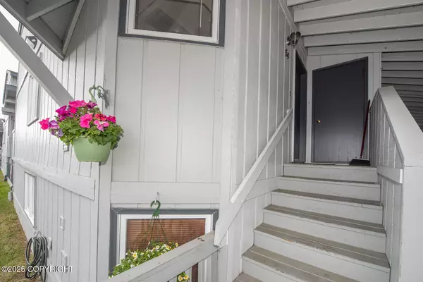 Anchorage, AK 99508,4063 E 20th AVE #D54