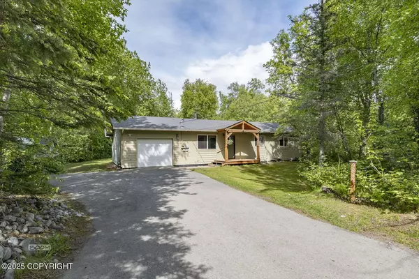 Palmer, AK 99645,9845 E Lee Ann DR