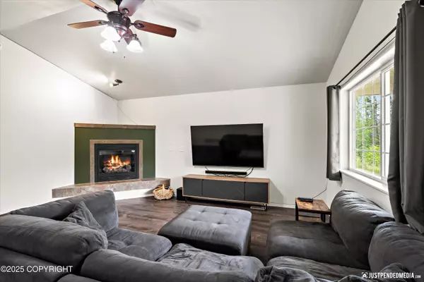 Wasilla, AK 99623,7490 W Rodney CIR