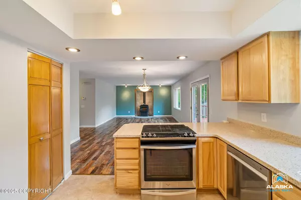 Chugiak, AK 99567,18864 Mountain RD