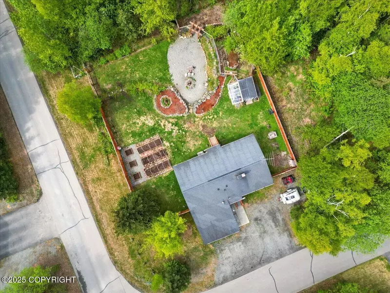 19312 Starflower CIR, Chugiak, AK 99567