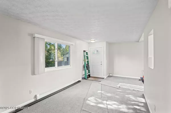 Anchorage, AK 99515,1100 Fred CIR