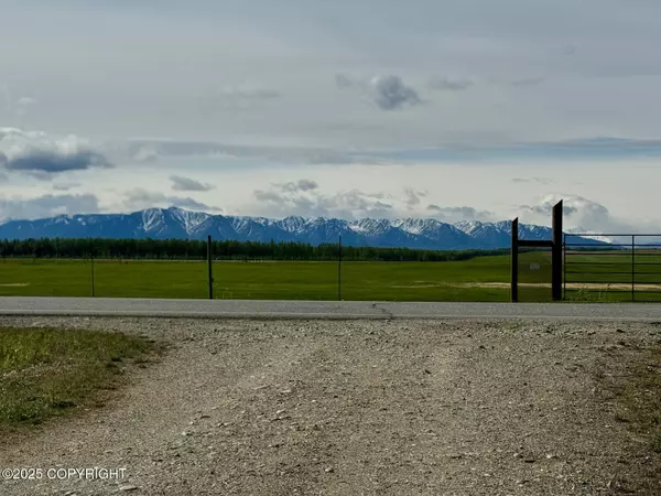 5332 Nistler RD, Delta Junction, AK 99737