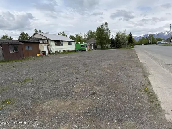 Anchorage, AK 99501,1342 Hyder ST