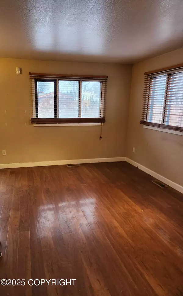 Anchorage, AK 99502,9120 Ticia CIR