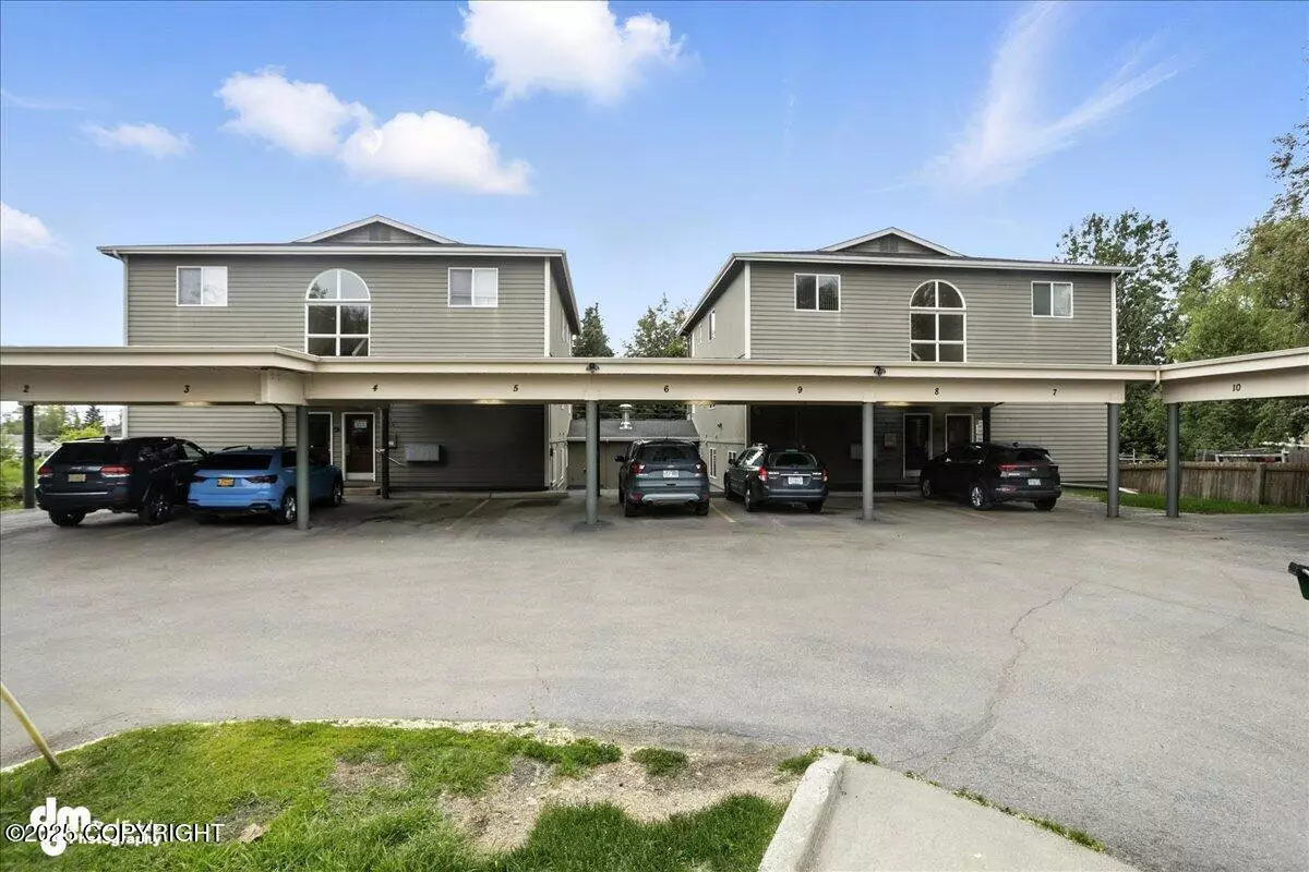 Anchorage, AK 99503,123 E 24th AVE #4