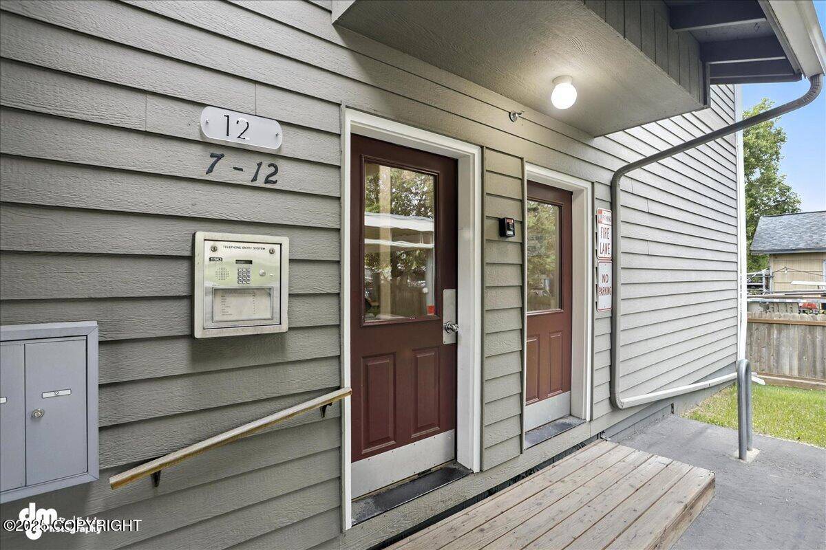 Anchorage, AK 99503,123 E 24th AVE #4