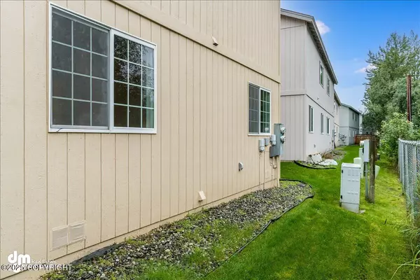 Anchorage, AK 99504,5621 Sapphire LOOP #18A