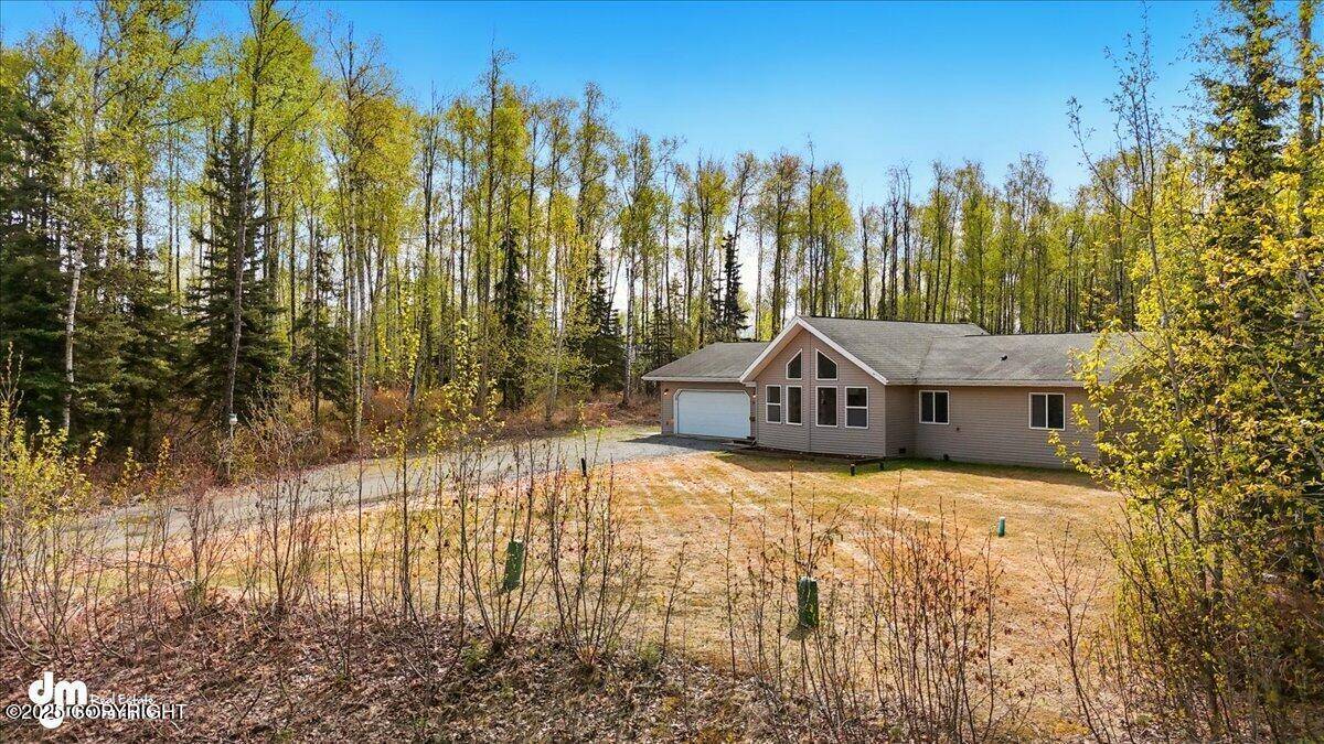 Wasilla, AK 99623,6370 W Commadore LN
