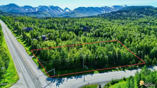 L6 Creekview Estates RD, Anchorage, AK 99516